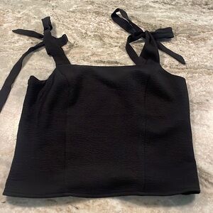 Now shoulder tie too